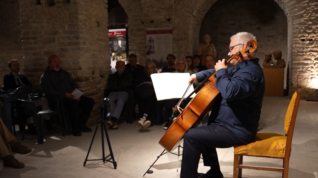 Takimet Muzikore të Dy Botëve